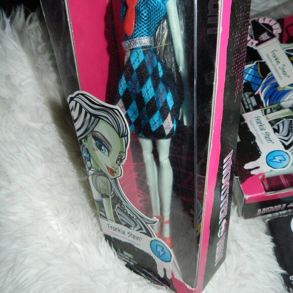 Monster High Frankie Stein Doll Sealed NIB 2015 Mattel🆕FAST😮‍💨⚡🚚 - Picture 6 of 16